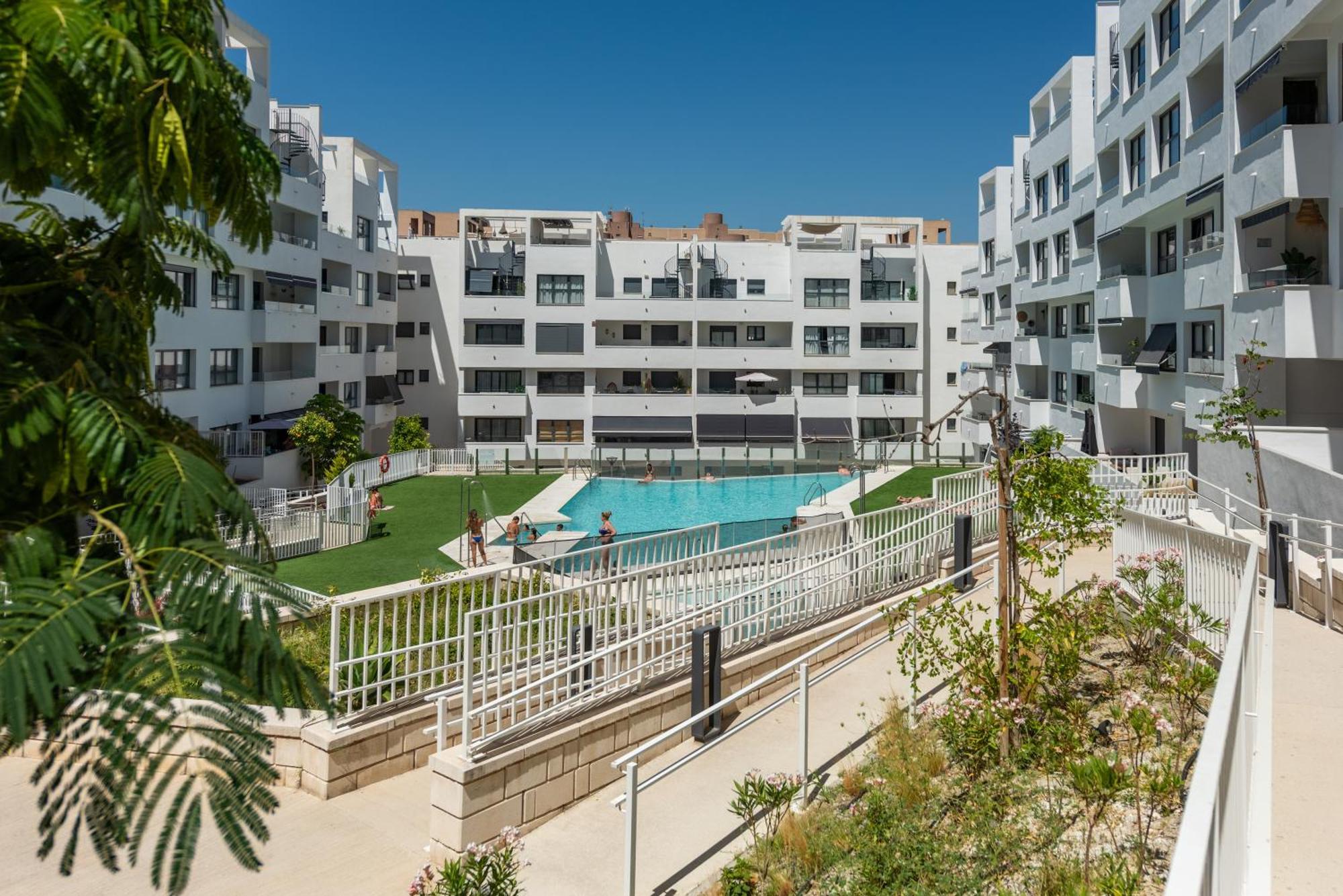 Estepona Garden エクステリア 写真